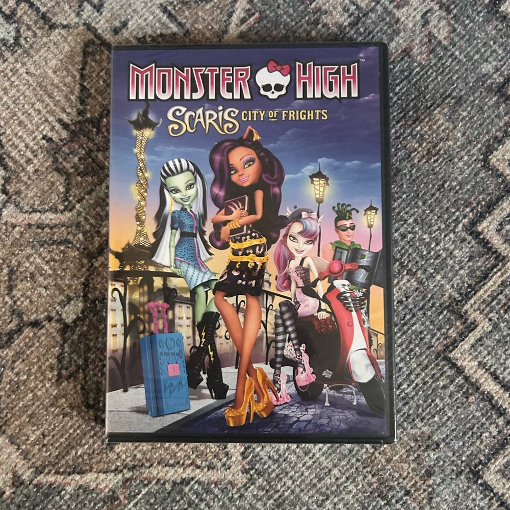 Monster High Scaris City of Frights DVD